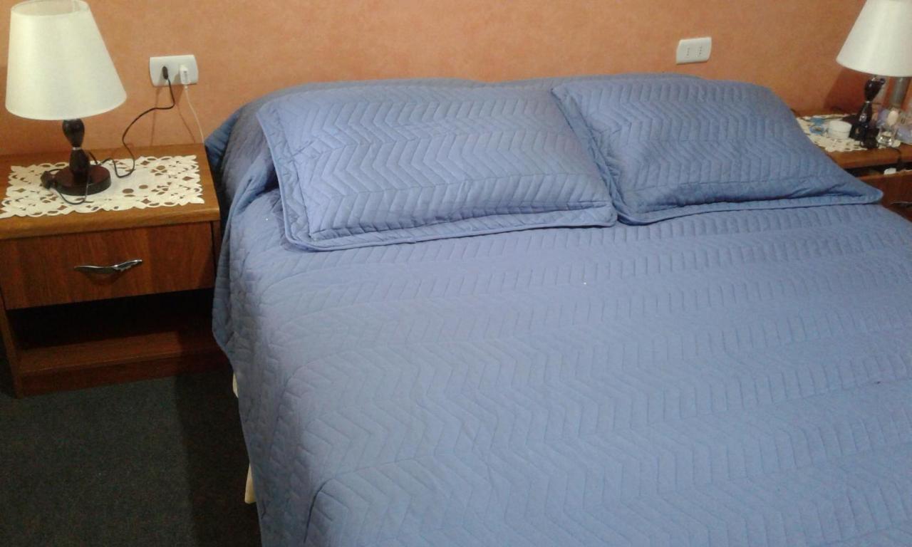 Hostal Don Pedro Πουέρτο Νατάλες Εξωτερικό φωτογραφία